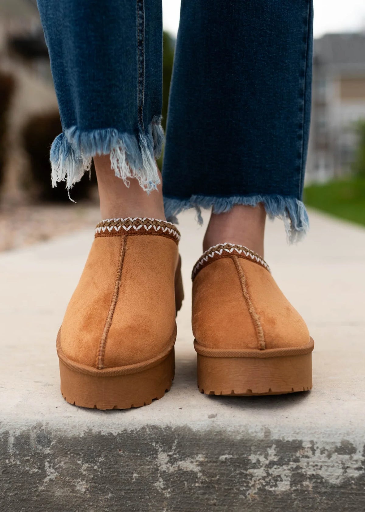 Brixley Tan Suede Clog